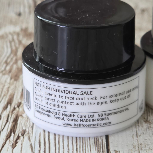 Belif The True Cream Moisturizing Cream 10 ml/0.33 fl.oz - Picture 3 of 3